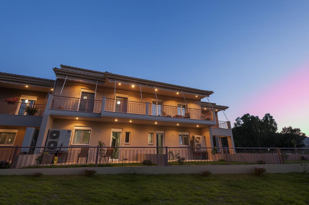 4 Seasons Villas Plataria Zimmer foto